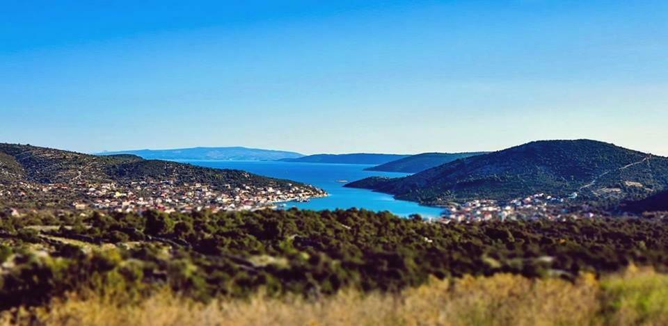 Villa Supuk Винишче Экстерьер фото